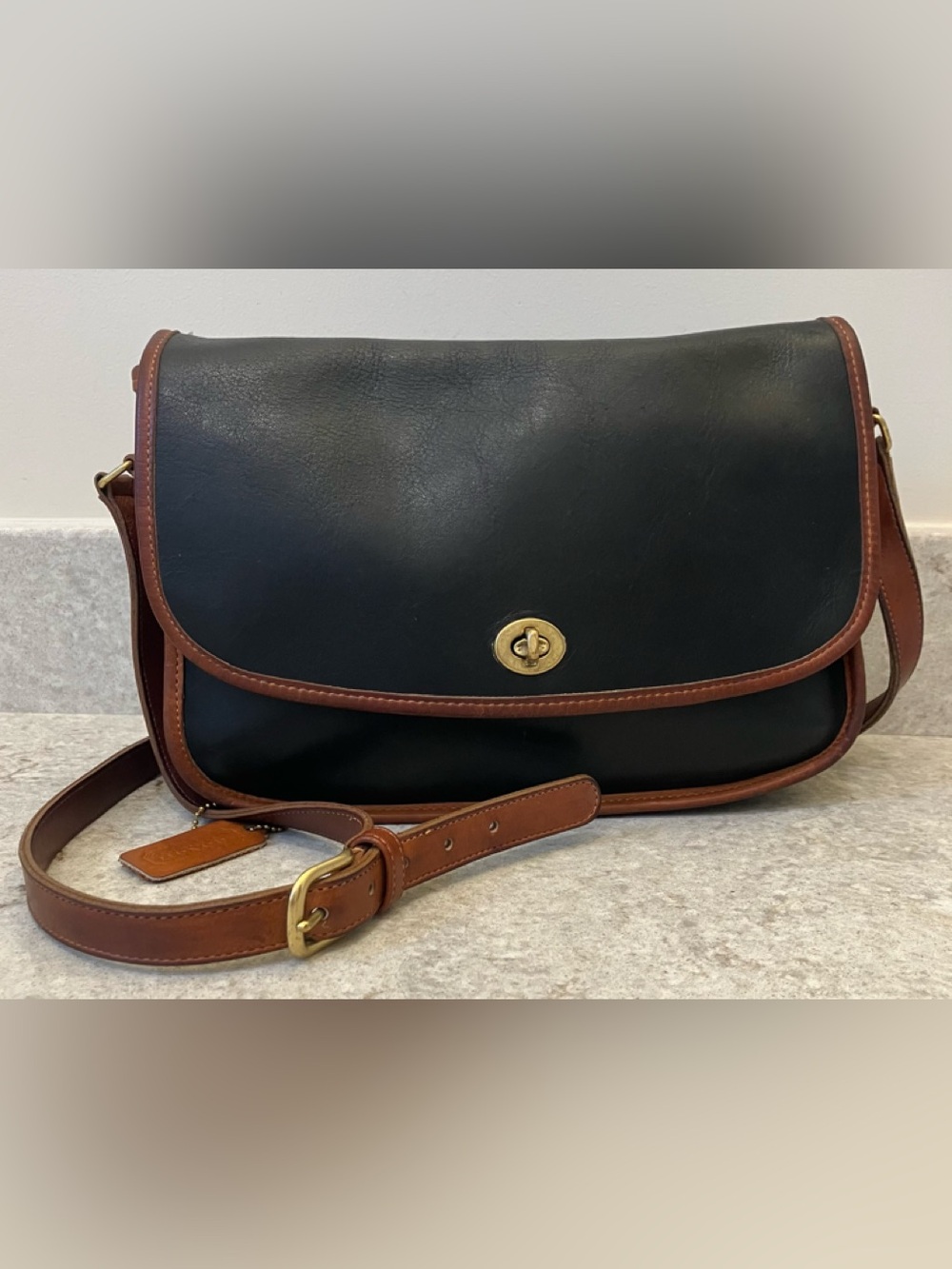 Vintage Coach #9790 Classic City Bag